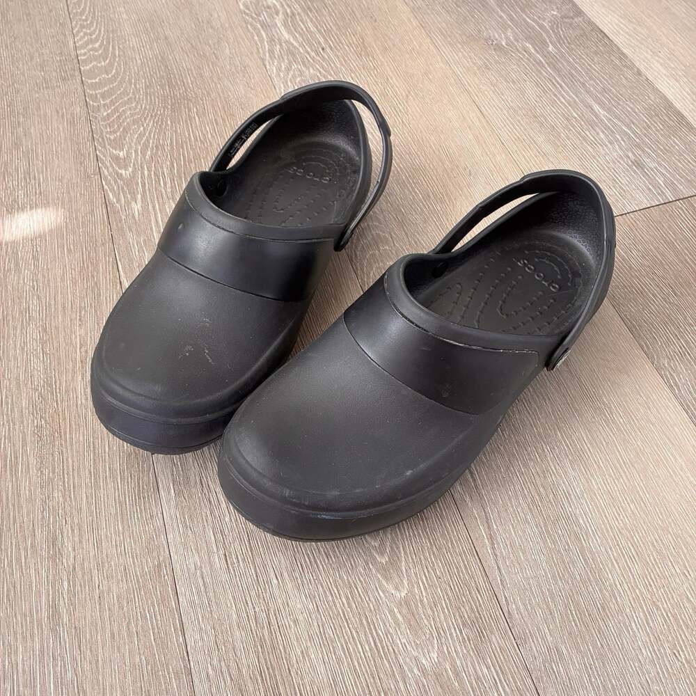 Crocs Women's Size 12 Mercy Work Clogs Slip Resistant Black Size 11 Slip On EUC